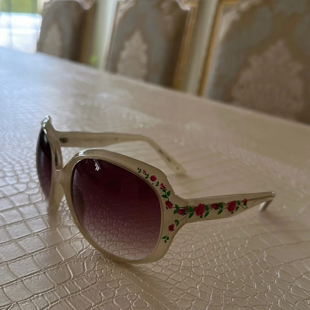 Betsey Johnson Sunglasses BJ100 51 Glasses - Picture 1 of 2